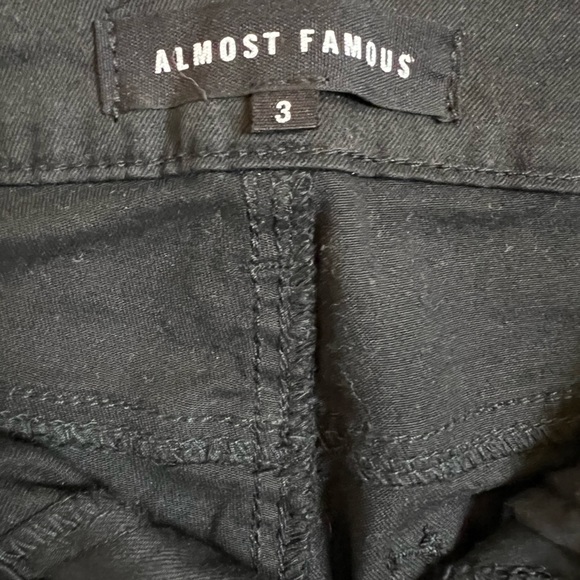 Black ripped jeans - Picture 3 of 3